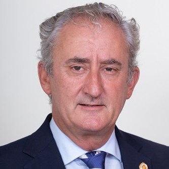 Dr. Tomás Cobo Castro