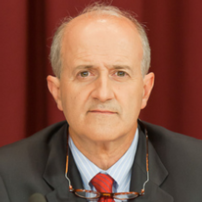 Dr. Fernando Civeira Murillo