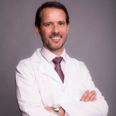 Dr. Alejandro Pérez Cabeza