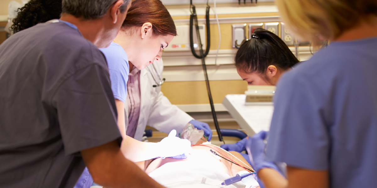 X Programa en educación médica para residentes de cardiología mediante simulación
